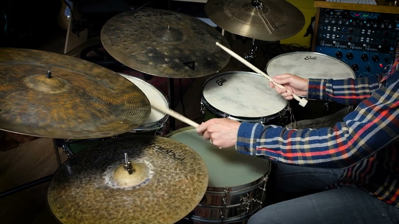 Carter McLean - pulse DRUM improvisation