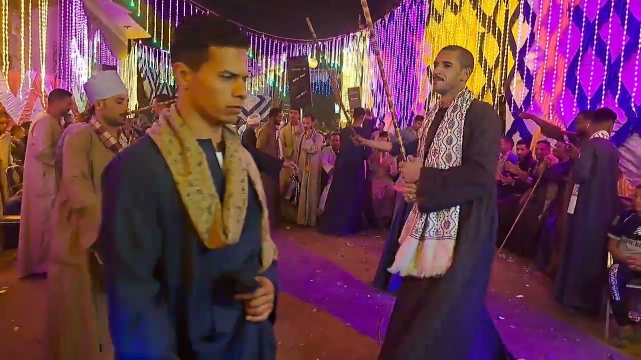 مقطع جميل جدا والله في سلطنة ))أفراح ال ابو حلاوة الحرزات الغربية مركز المنشاه مع الريس صدام