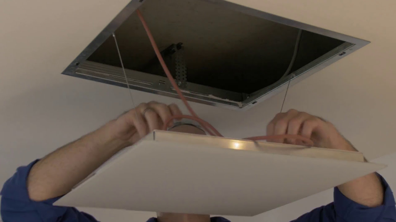Einbau und Installation einer Vitramo Infrarotheizung Baureihe VH-I in der Deckenverkleidung