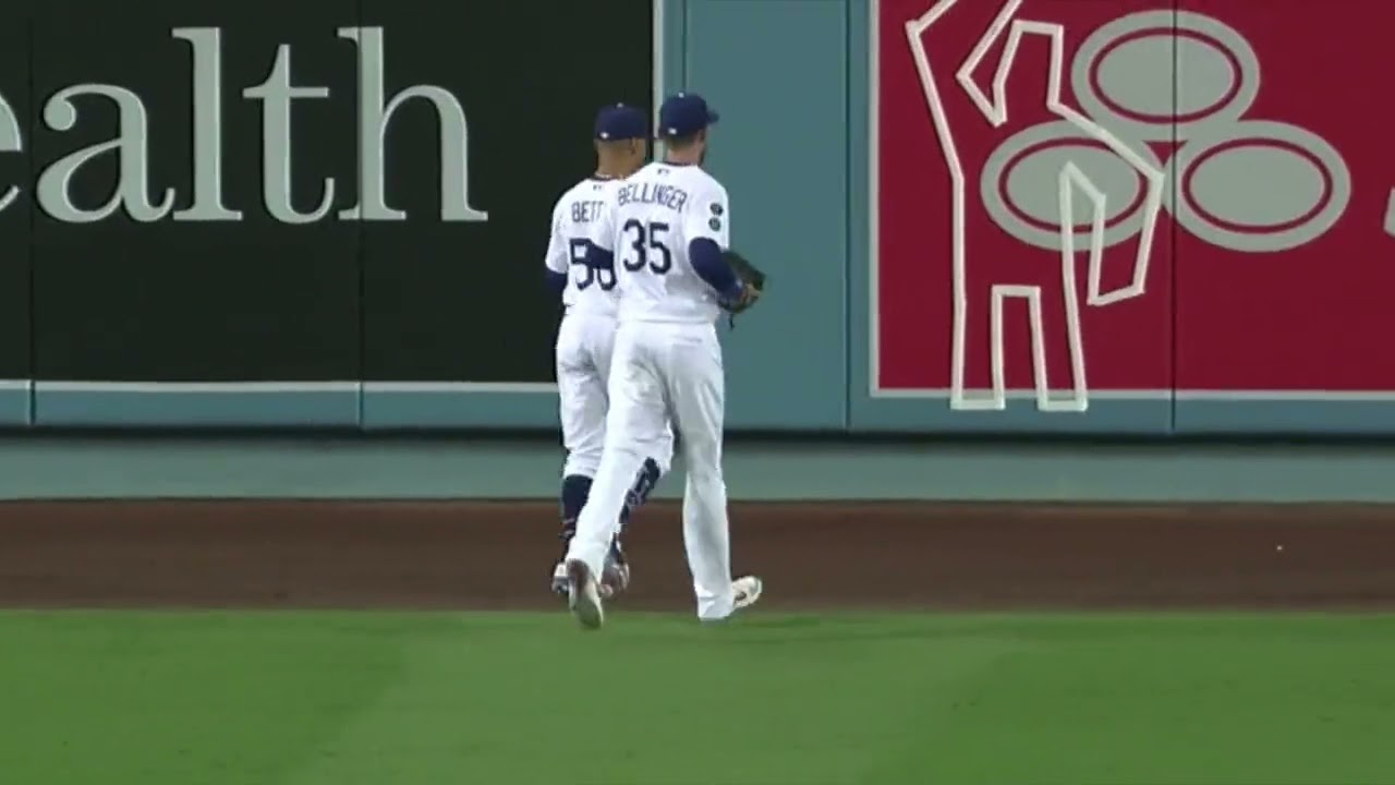 AJ Pollock, Cody Bellinger, Mookie Betts pay their respects to Gavin Lux crash sight in outfield