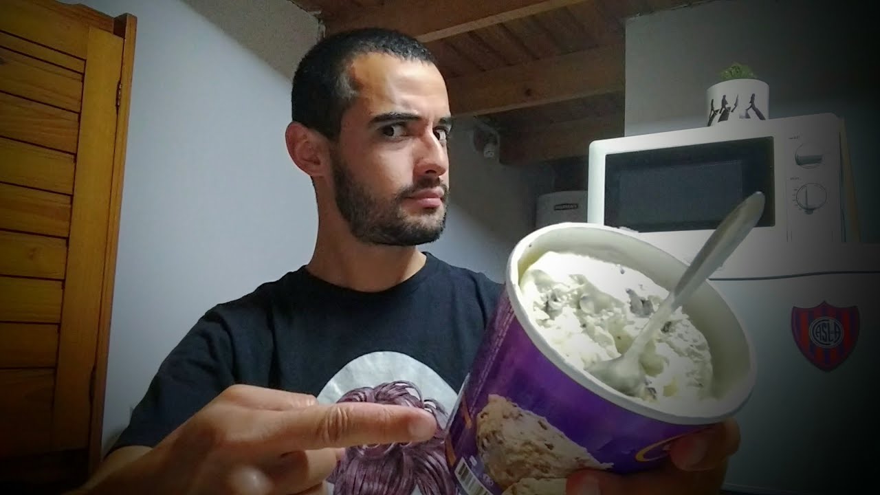 ASMR | 🍨 HELADO y charlamos (Comiendo / SP y Susurros)