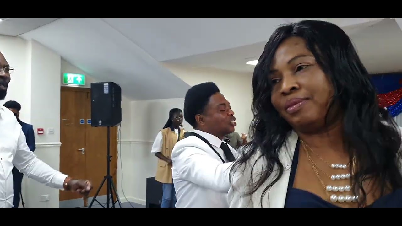 #SundayDivineService // Praise by Mama Ruth