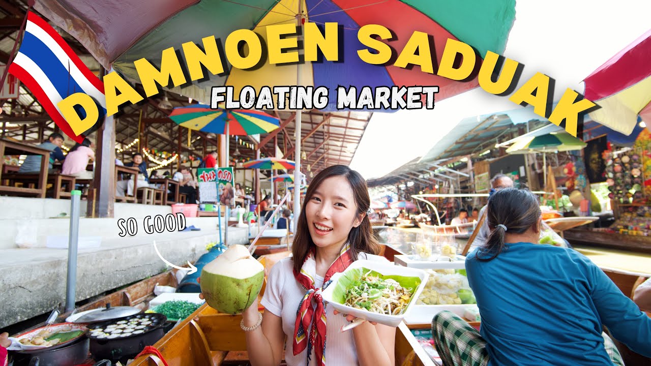Thailand 🇹🇭 Food adventure on the BOAT! Touristy Market worth visiting? Floating Market