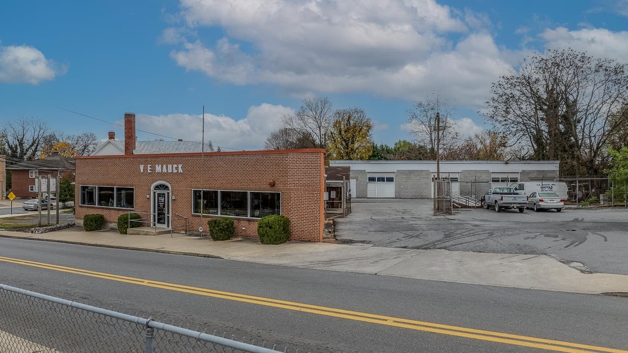 310 Winchester Ave, Martinsburg, WV