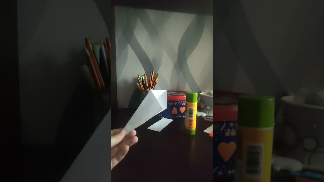 туториал на ушки эльфа из бумаги!!!!!