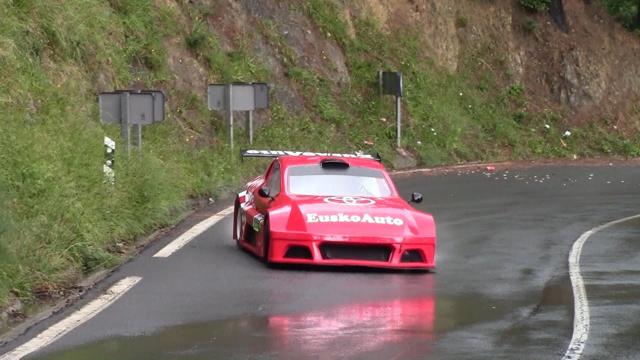 Racing against the elements - Subida Udana 2015
