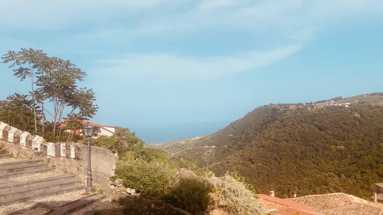 EXPLORE ANCIENT SQUILLACE WITH US  !! #calabria #calabriadreaming #bellacalabria #italy #italia