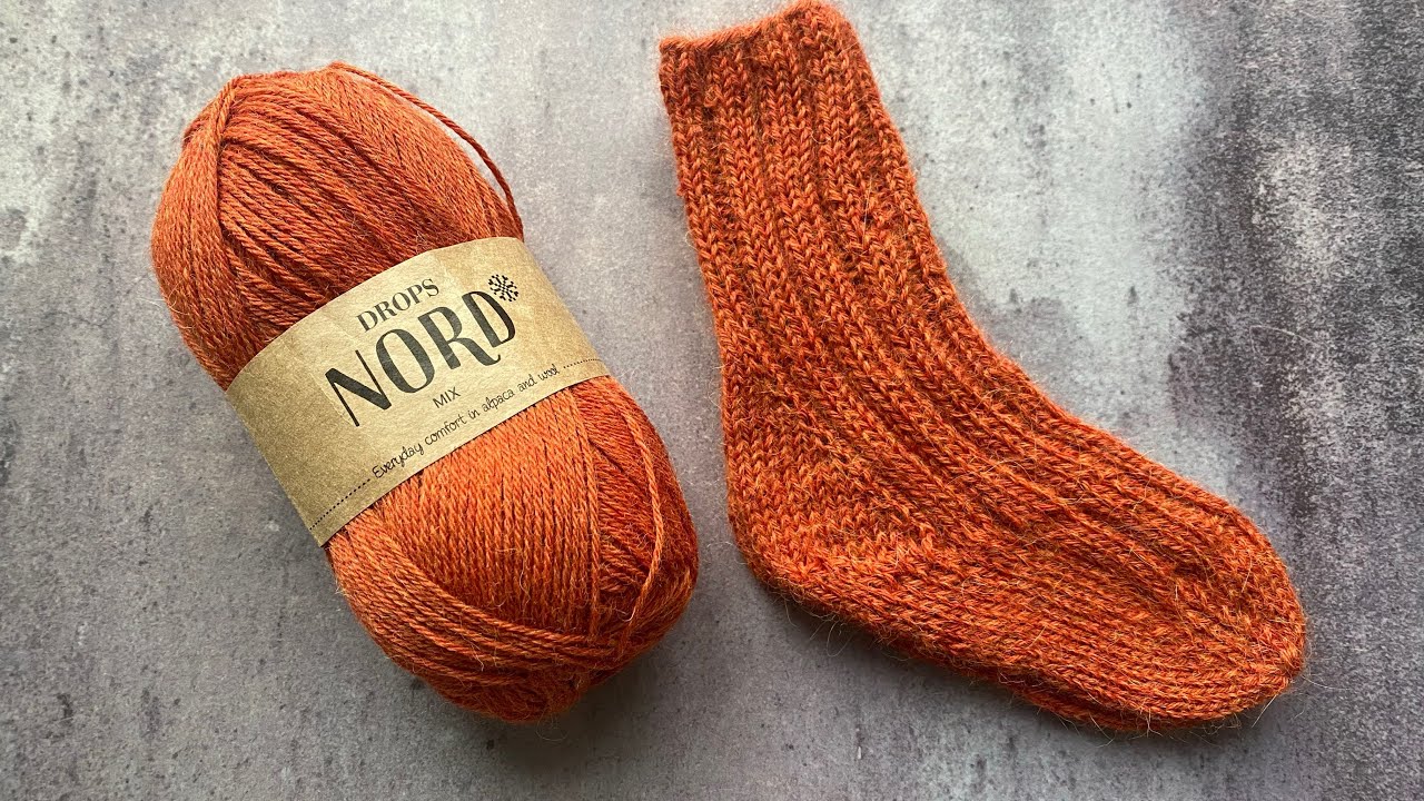 Простые носки с увеличением пятки от Drops nord