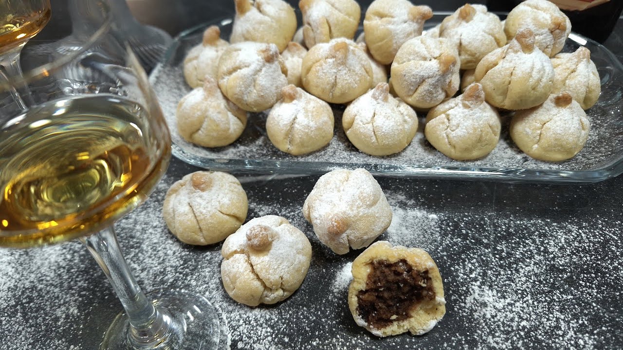 Простой рецепт рождественского печенья: Прекрасно рассыпчатое и очень вкусное печенье с джемом.