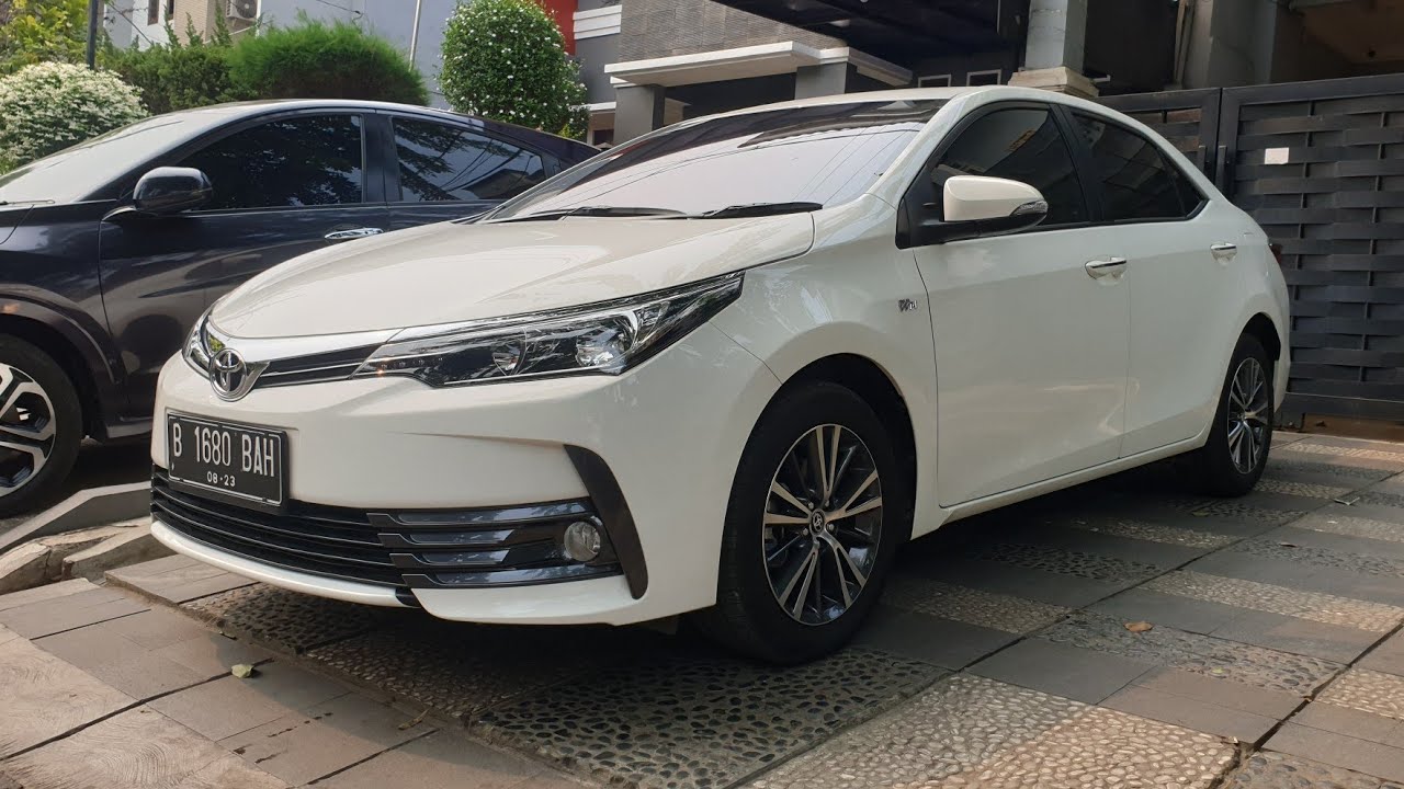 Toyota Corolla Altis Facelift 1.8 G M/T 2018 [E170] In Depth Review Indonesia
