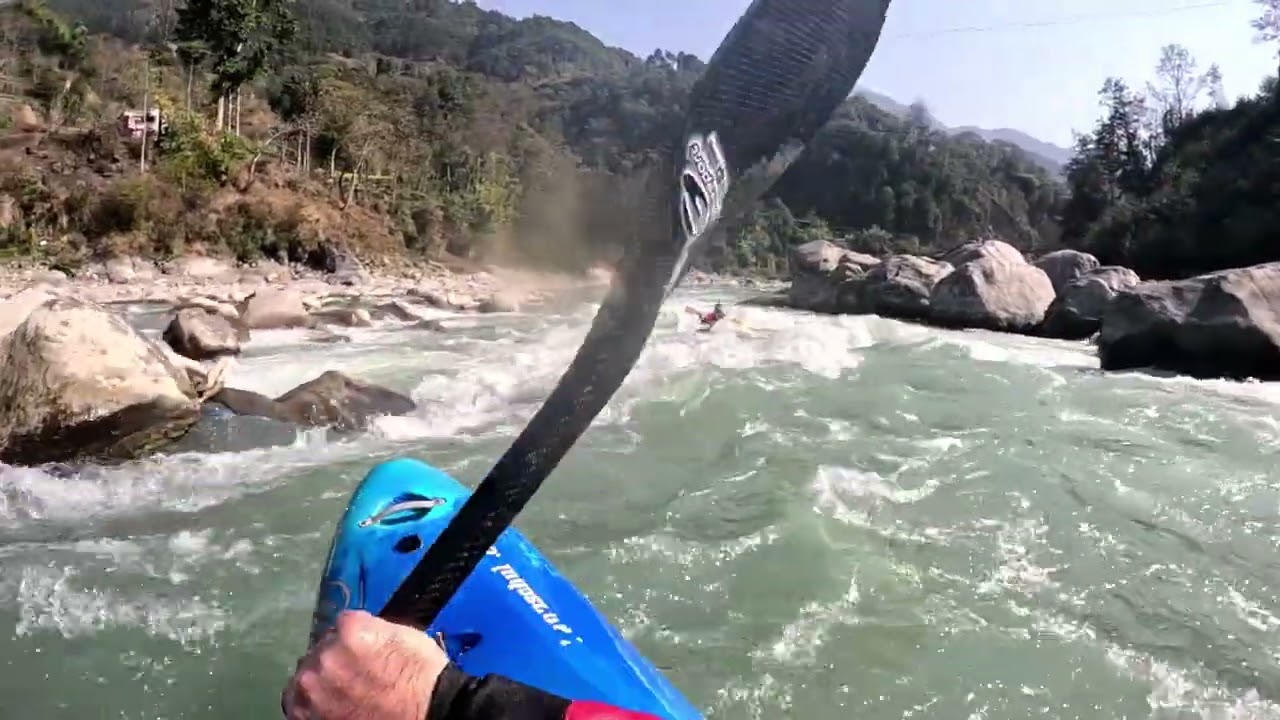 Kayak in Upper Marsyangdi, Nepal. 13/01/2025
