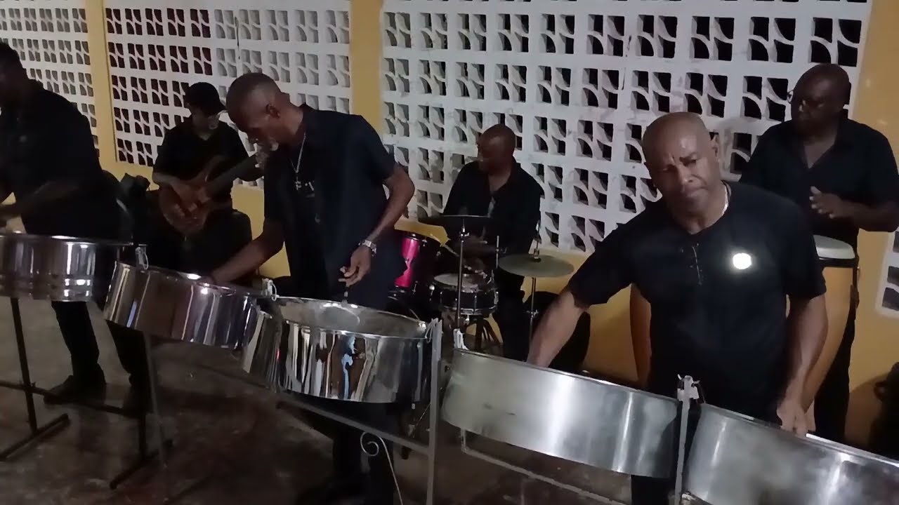 Steal Band Original playing Algu mas ku Amistad