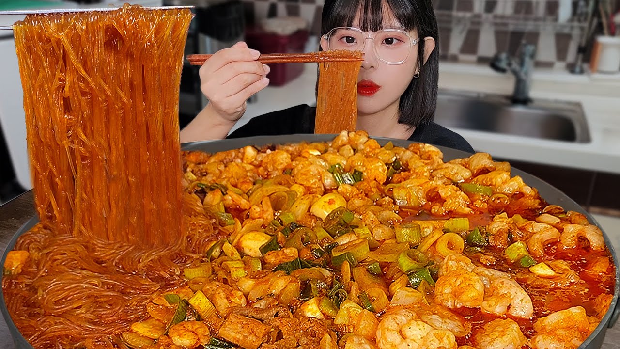Огромный размер?!😲 Неужели ты их все съешь? Nakgopsae mukbang ASMR
