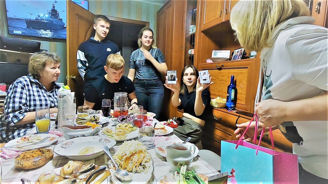 С РОДНЕЙ 💕ОТМЕЧАЕМ Новый год и ДНИ Рождения..Подарки 🎁 Гадания.. Поздравления