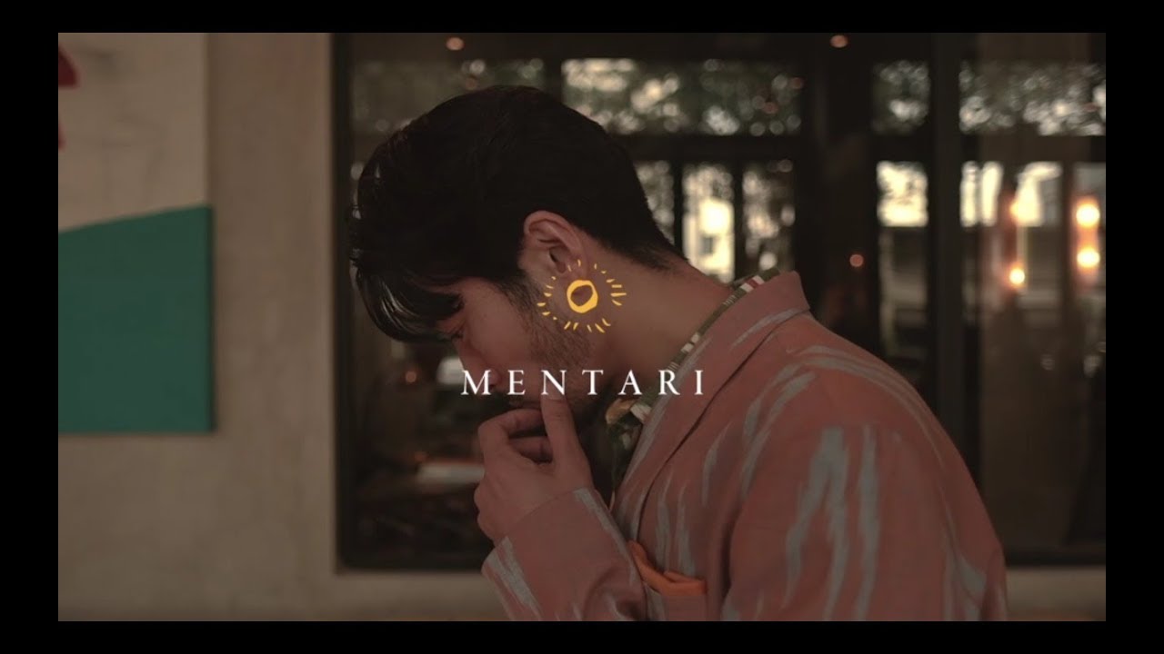 IKAT Indonesia by Didiet Maulana Spring Summer 2018: Surya Mentari Fashion Show