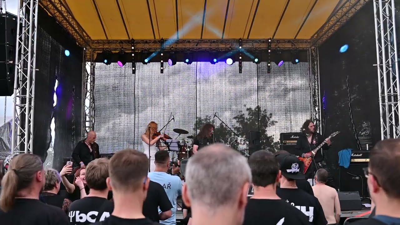 COLOSALIST - Shadow - live Brněnská Bouře 2024