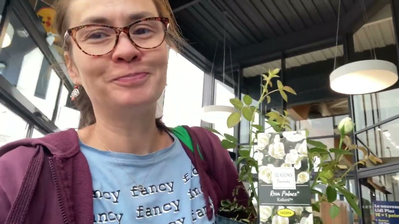 Saving a flower 🌷, cleaning the tubs 🧽 and telling stories. Vlog 26.131