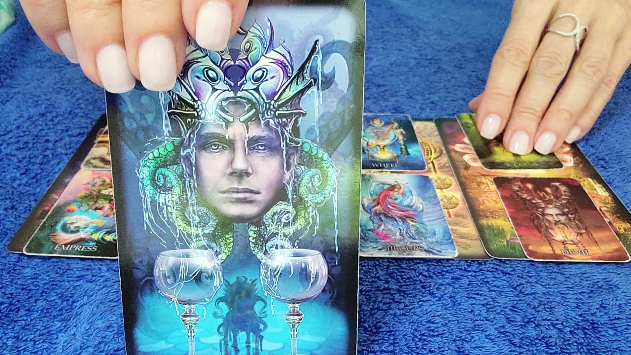 PISCES - VERY INTENSE SOULMATE CONNECTION.. 💗 NOVEMBER 2021 TAROT READING