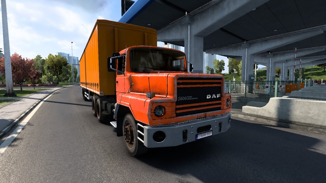 DAF 2800 NTT | ETS2 Realistic Truck Driving | Hauling a trailer full of scooters to Istanbul.