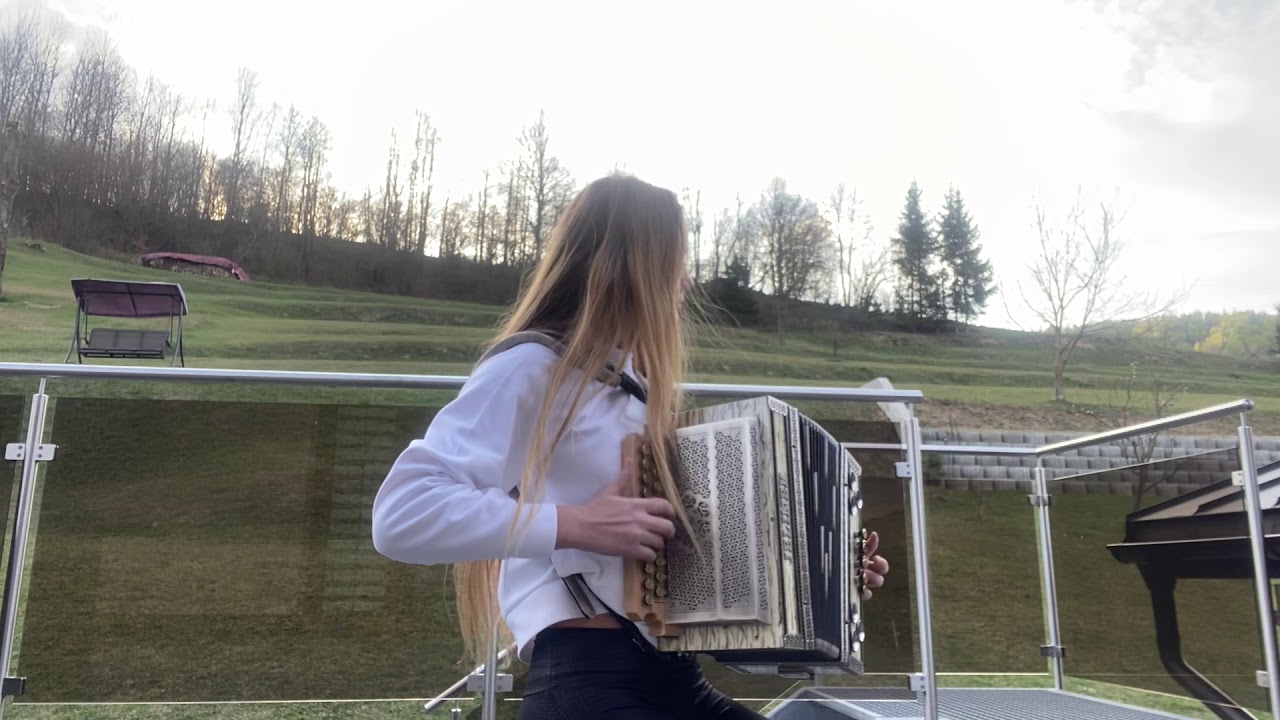 Heligónka Alexandra Ondrušová - Despacito