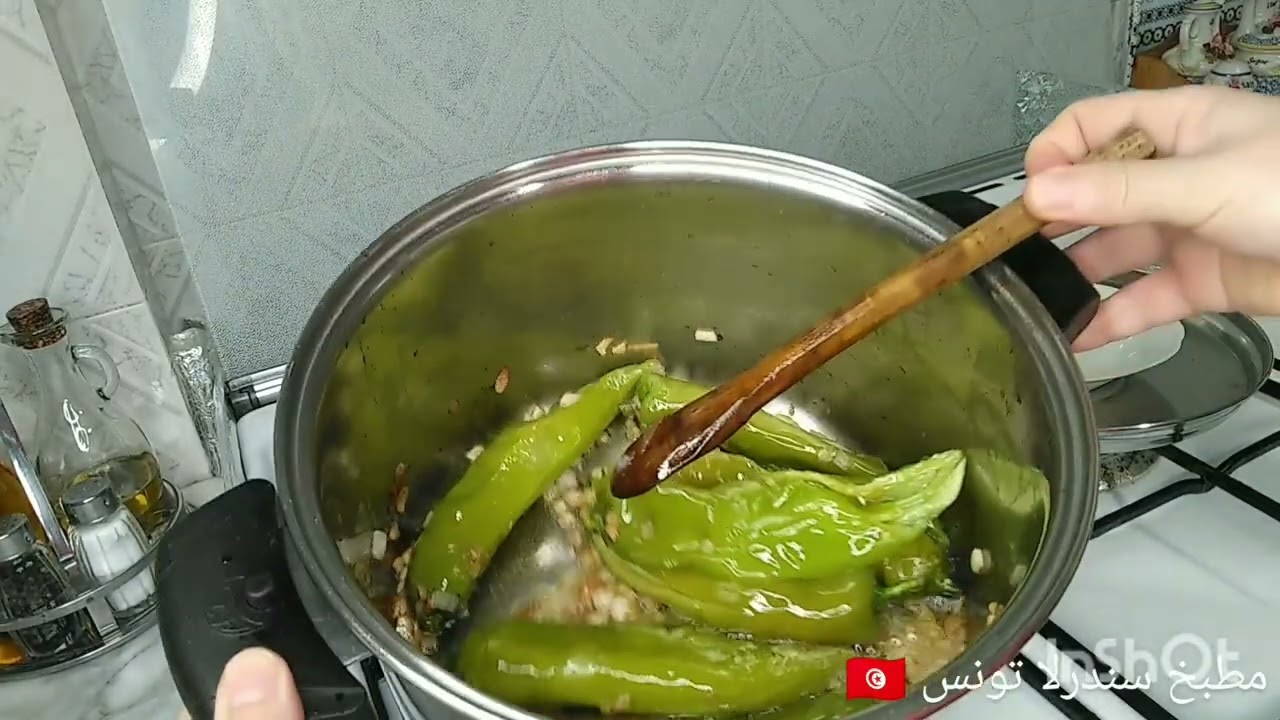أجمل وصفة زمنية و قديمة 🫑فلفل مقلي بالطماطم 🍅 بنينة برشة جربوها و اتفكروني 😉👍👍