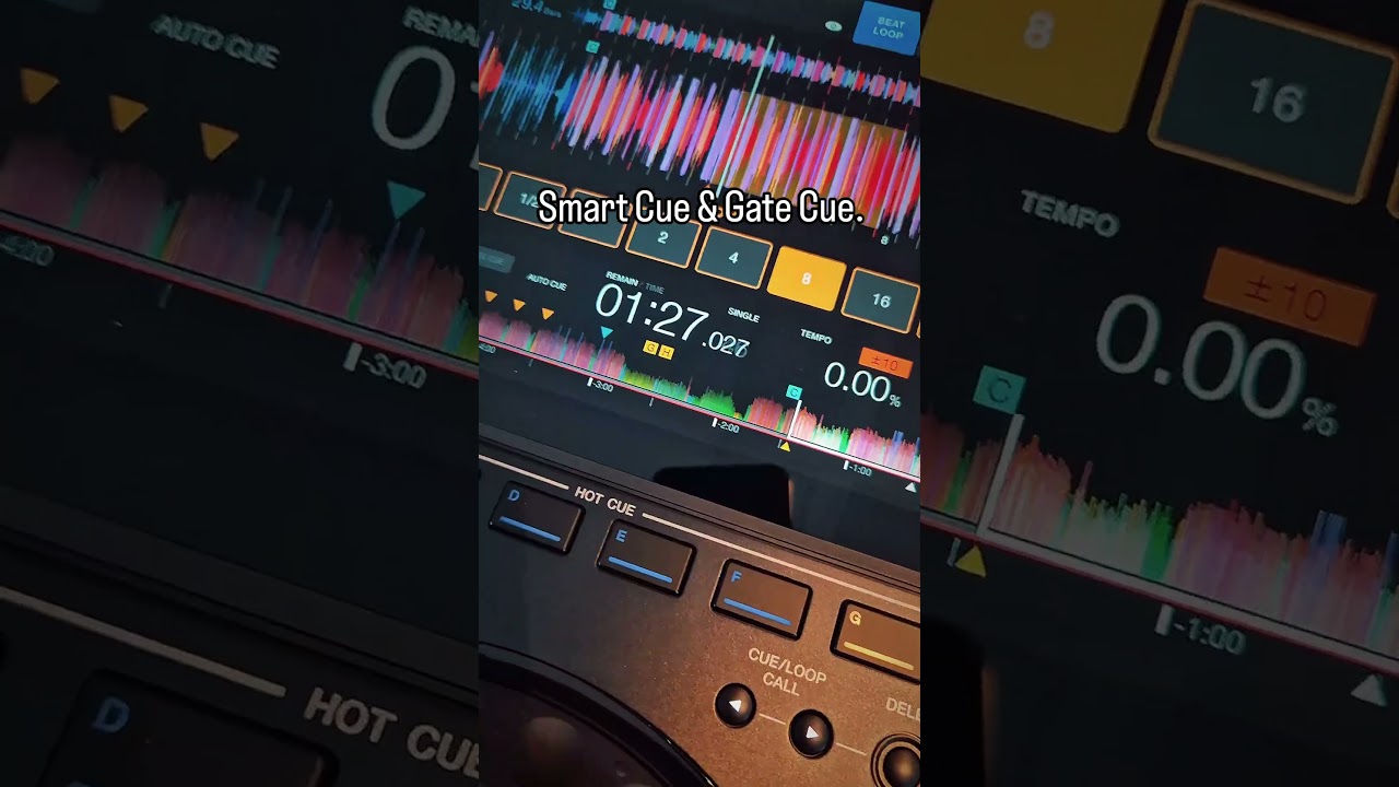 10,1-дюймовый сенсорный экран высокого разрешения, отображающий до 16 треков одновременно 👀🎚🎶 #dj...