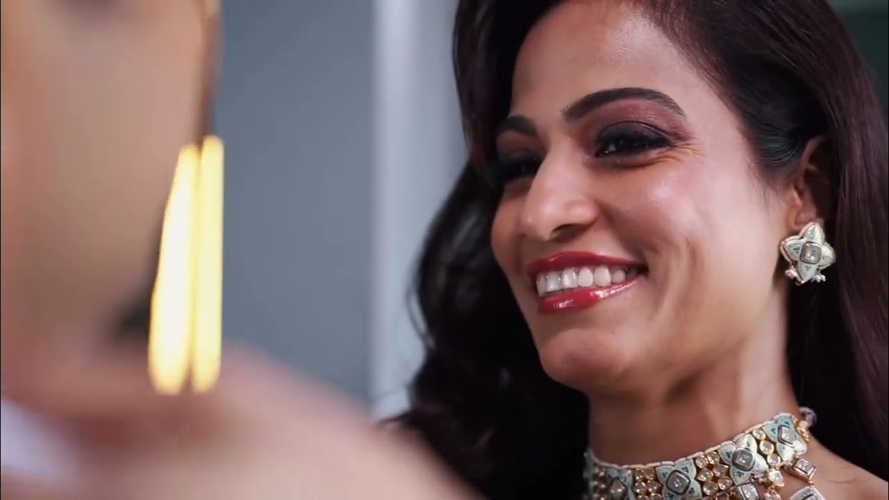 Mrs India Queen #winner Anushka Dani's Intro for #mrsuniverse