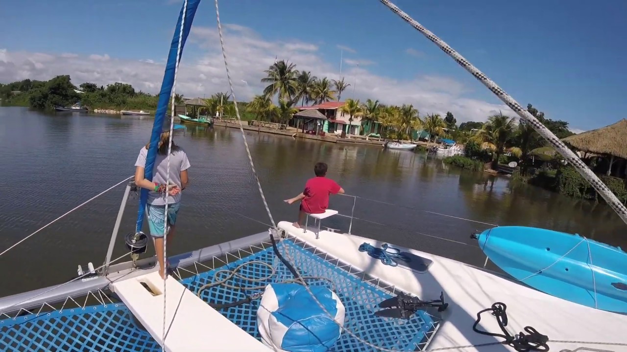 SE4 EP114 Catamaran up a River! - Belize's Sittee River