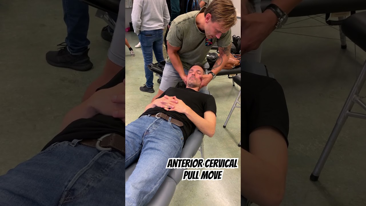 Anterior cervical pull move. #chiropractic #naprapat #chiropractor #calcaneus #osteopat