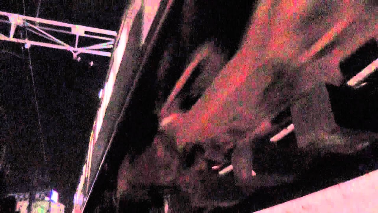 🚅 Japan Commuter Train Directly Overhead - Japan Train Videos