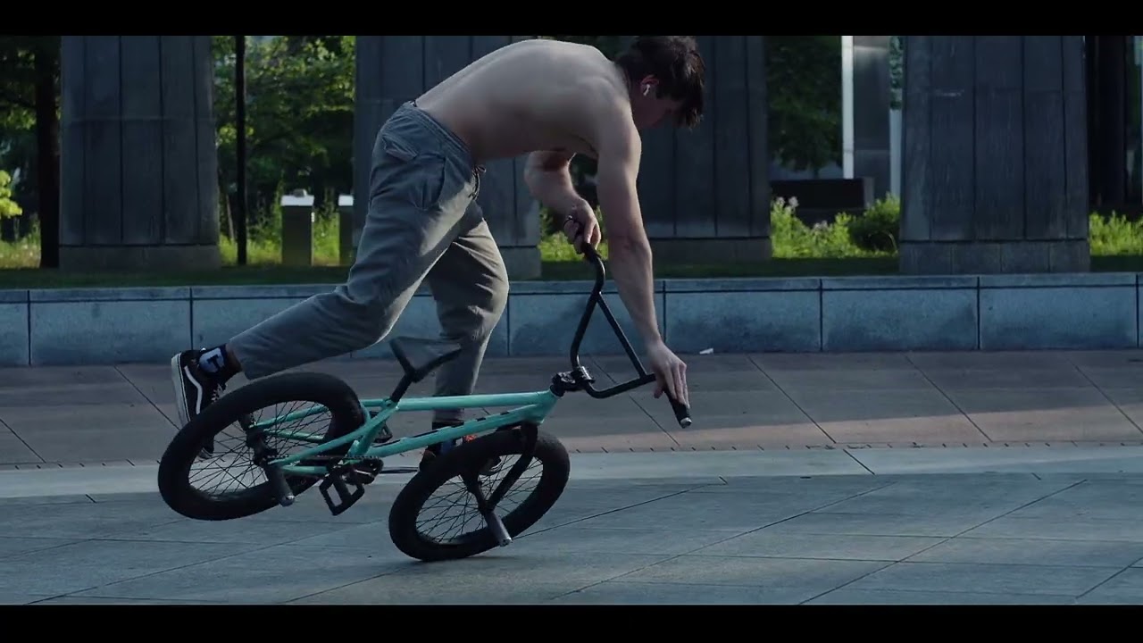 Dp - Rick Trace - 120 FPS Slow Motion Freestyle BMX Biker