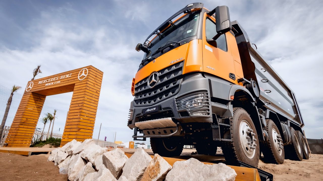 Mercedes-Benz Arocs 4848, el enorme 8x4 que se exhibe en Pinamar - Verano 2024