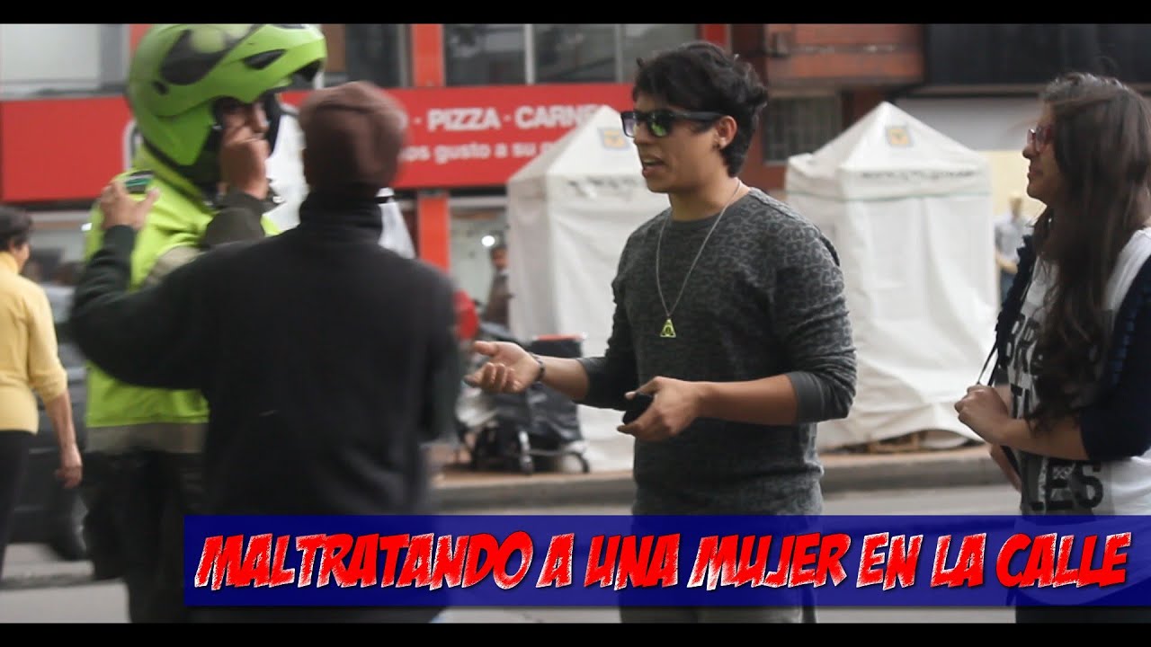 Lo que hace un Colombiano cuando: Maltratan una mujer en la calle