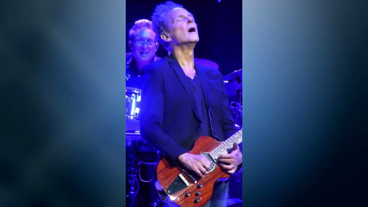 Lindsey Buckingham   - I´m So Afraid -    Berlin  28.Sep. 2022