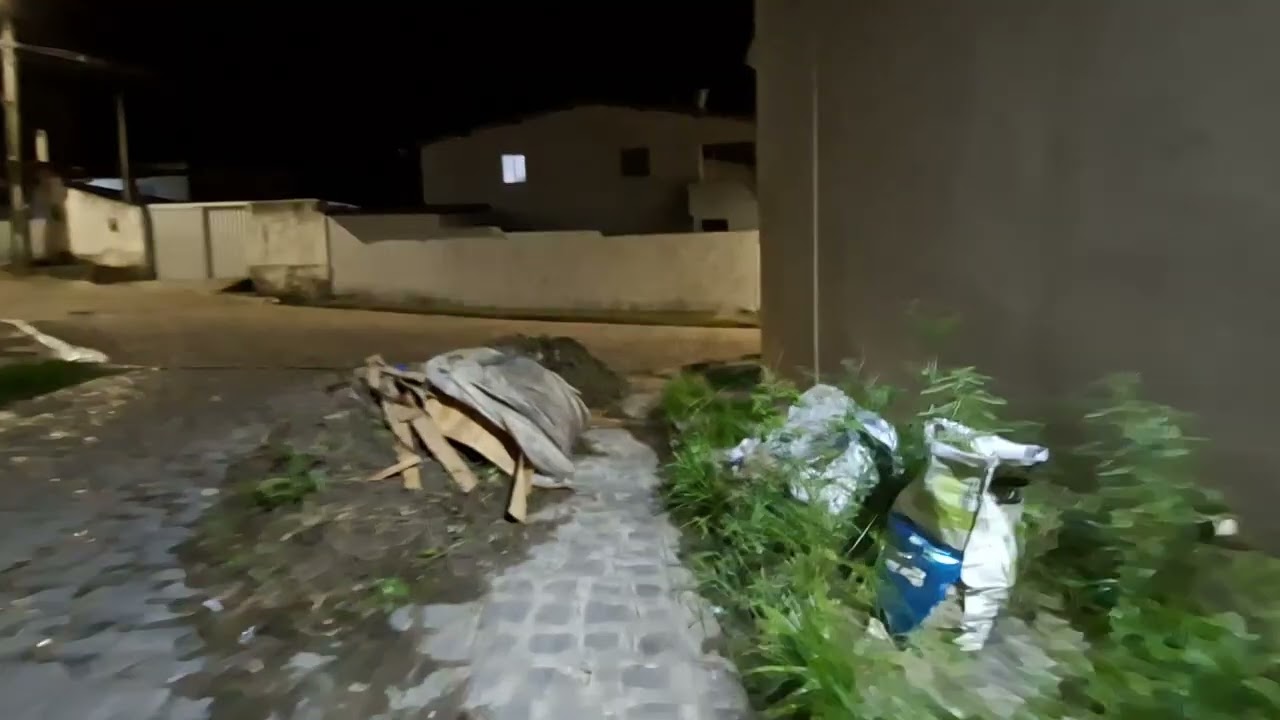Chegando em IEADALPE-CAIXA d'água sobrado,  culto de ação e graças, ao pastor:Feliz