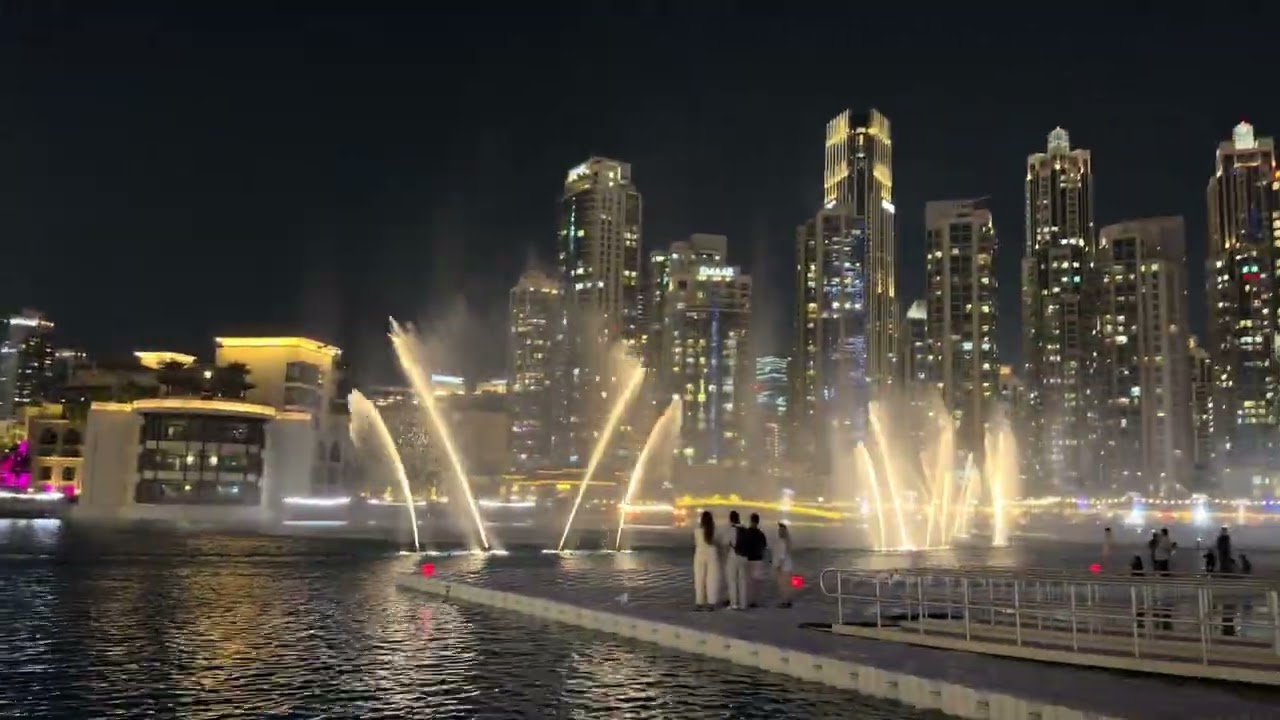 Dubai fountain #dubaivlog #downtowndubai #dubailfe  #dubaicity