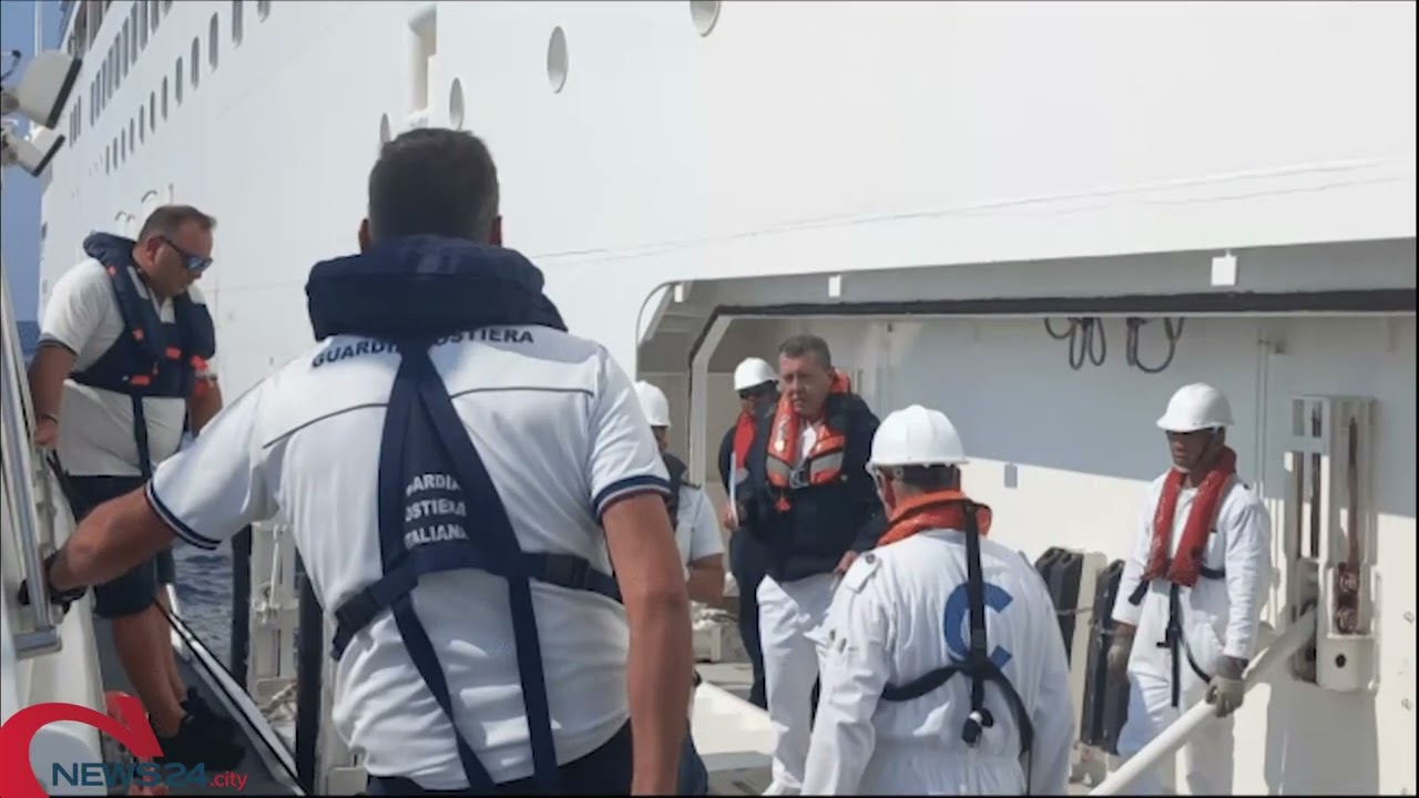 FOGGIA | Colta da infarto mentre è in viaggio su una nave da crociera: turista salvata