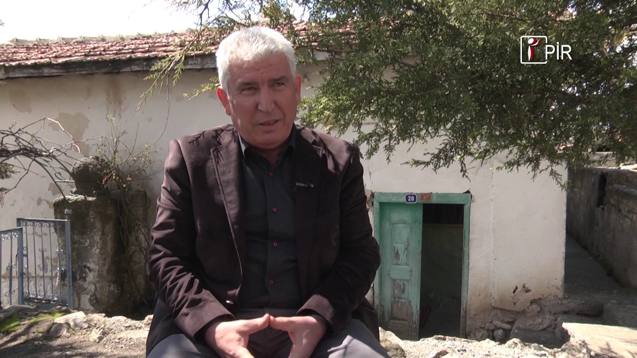 Ali pir civan turbesi ile mescit ic ice
