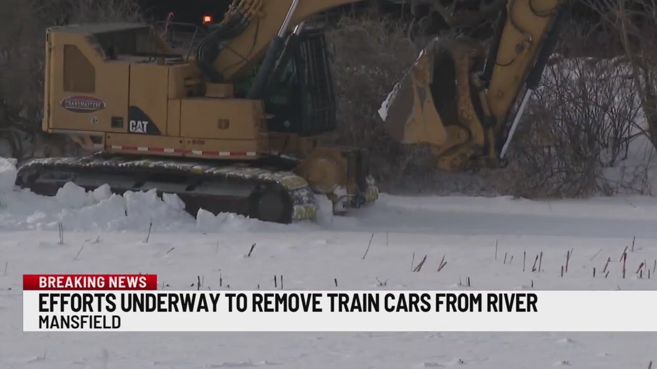 State, local officials give update on train derailment in Mansfield