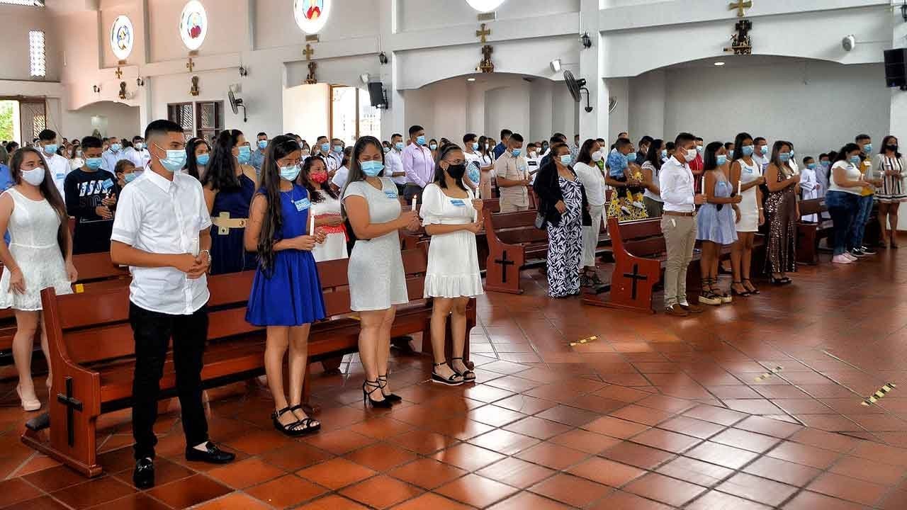 Sacramento de la Confirmación 2021 Parroquia Santos Apóstoles