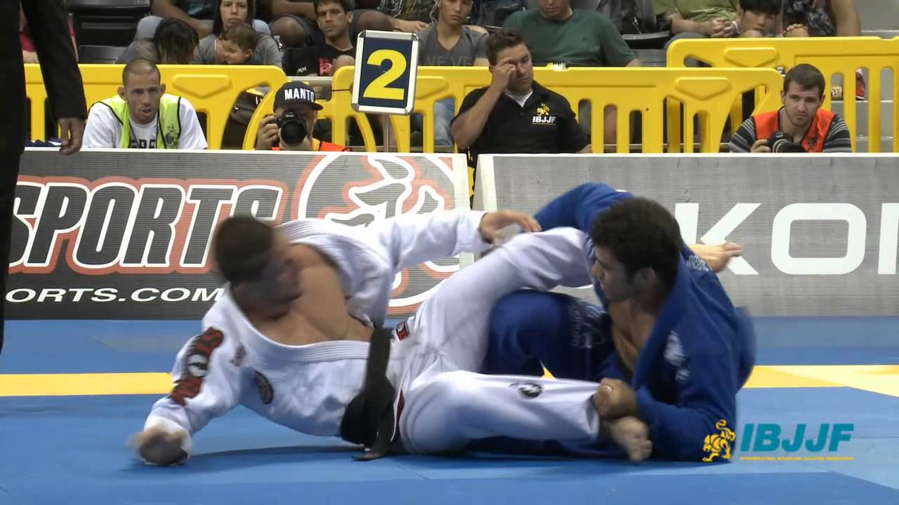 Otavio Sousa vs Claudio Calasans 2013 Worlds BJJ Black Belt Final