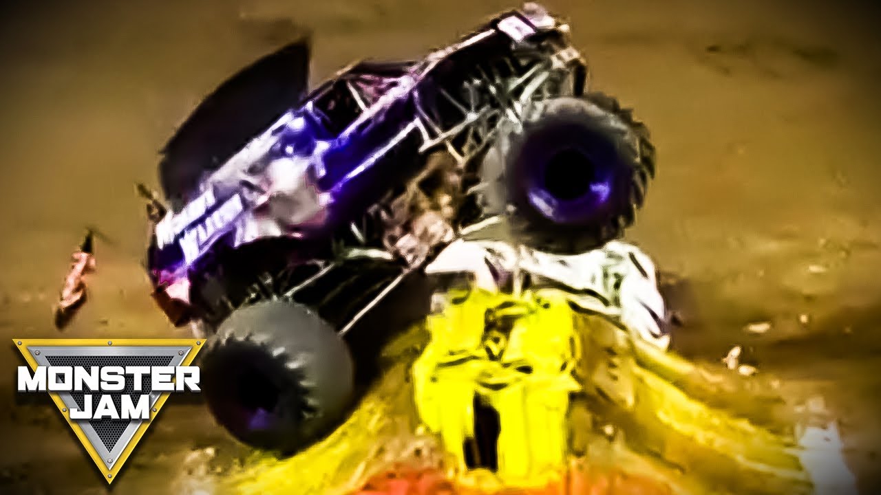 2012 Freestyle at the Rogers Centre in Toronto, ON | Monster Jam