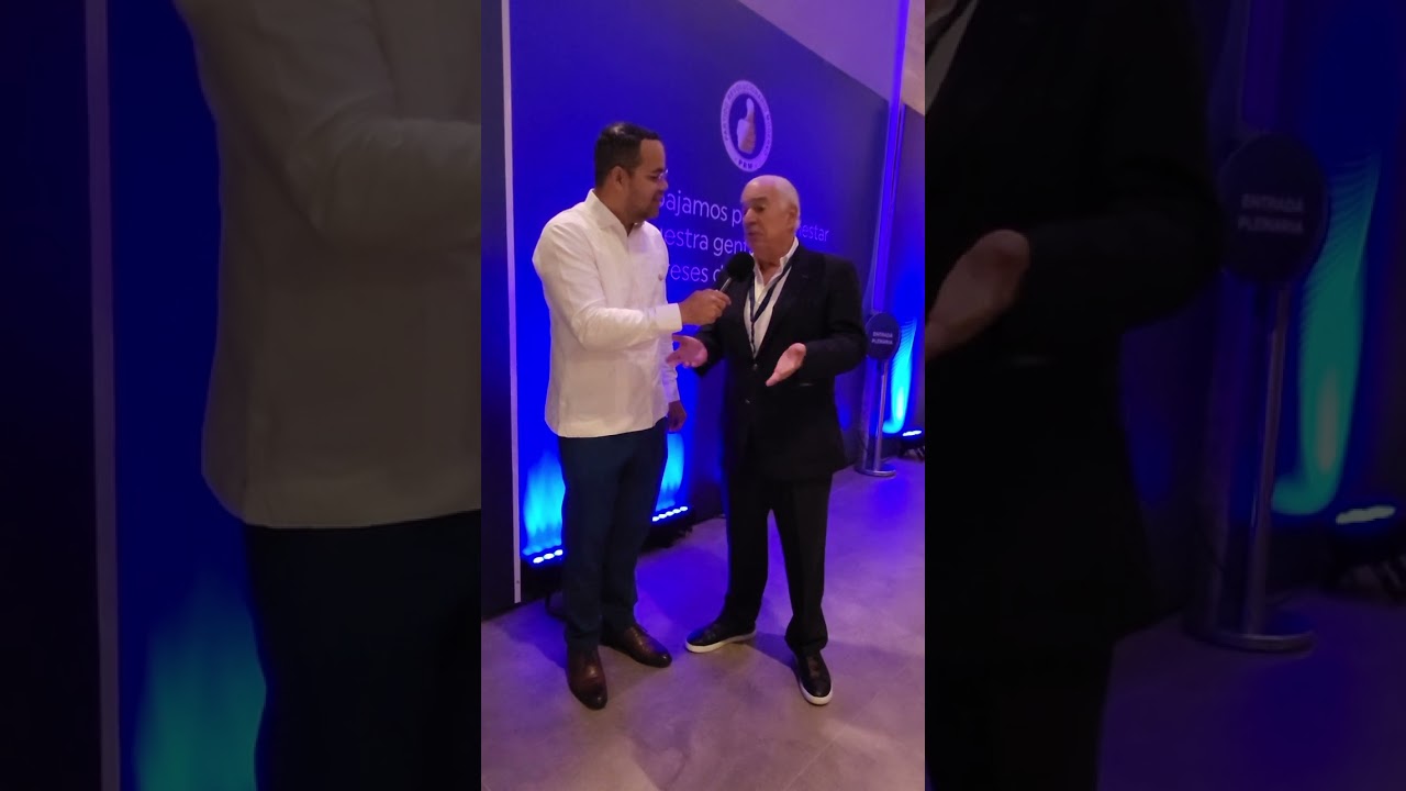 Expresidente Andres Pastrana de Colombia  en República  Dominicana