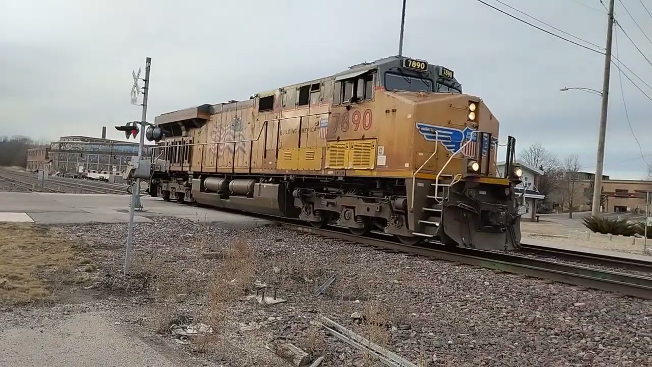 A Rare Lite Power Move