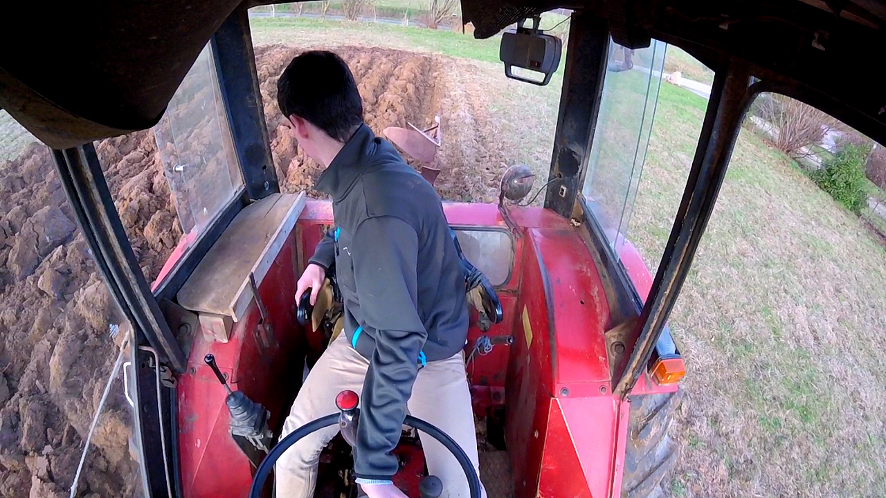 [GoPro] Un hiver en IH 733 I Labour & Bois.