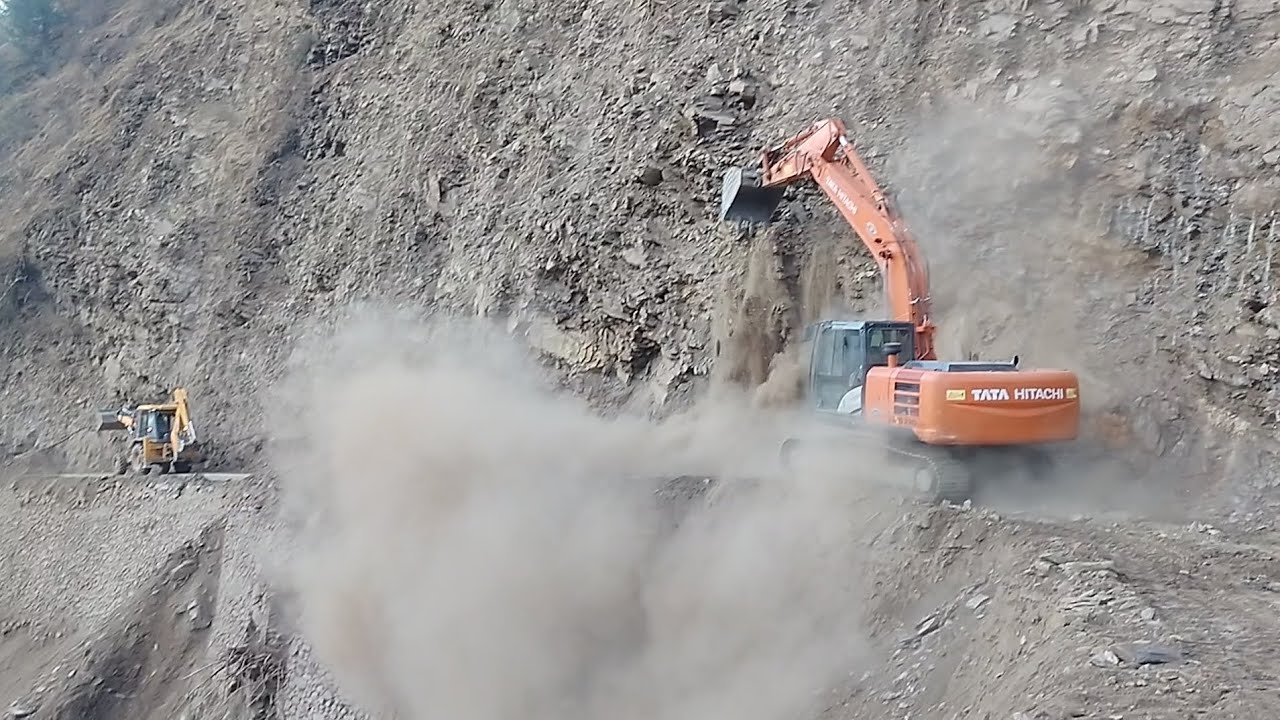 Road Cutting Danger Area Tata Hitachi power full machine💪💪