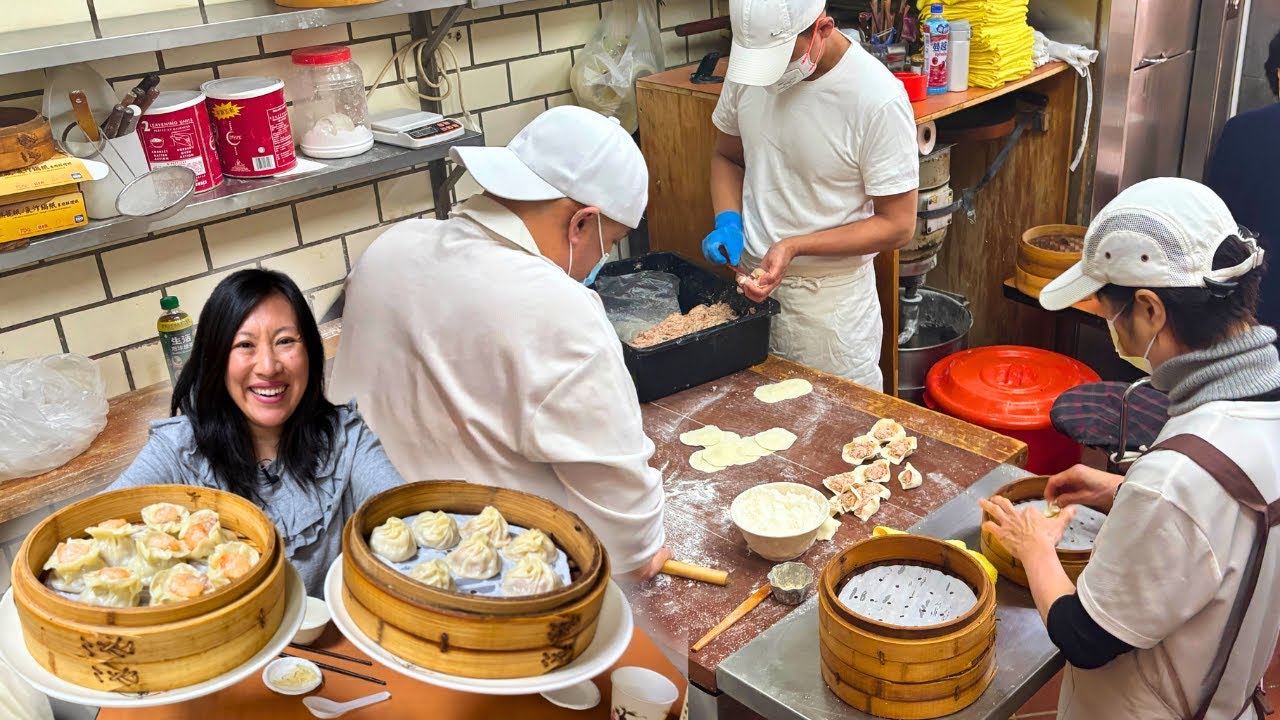 Food Lovers Head To This Street In Taipei, Taiwan... Taipei Street Food Tour