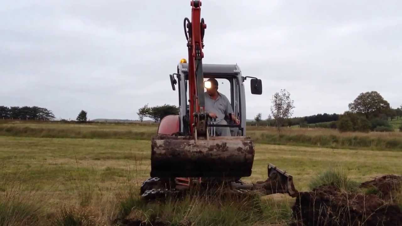 Neuson 2503 Machine