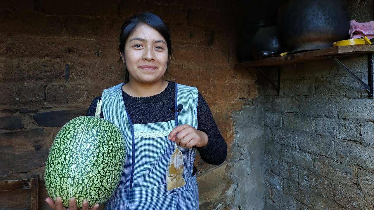 Ricas paletas y bolis de hielo de chicayota con piloncillo , ideal para esta temporada de calor