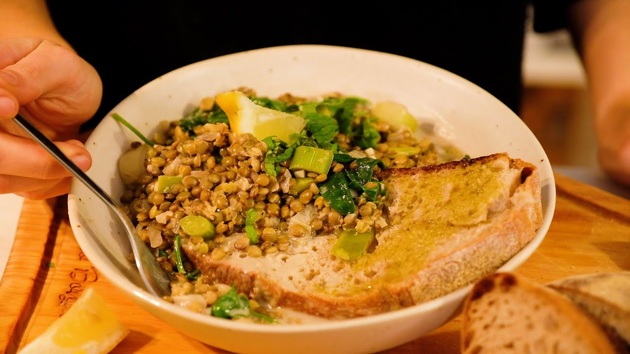 Dahl de lentilhas com cardamomo e erva doce